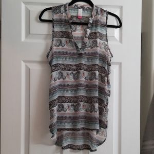 3/$15 or 6/$25 - Sheer tunic